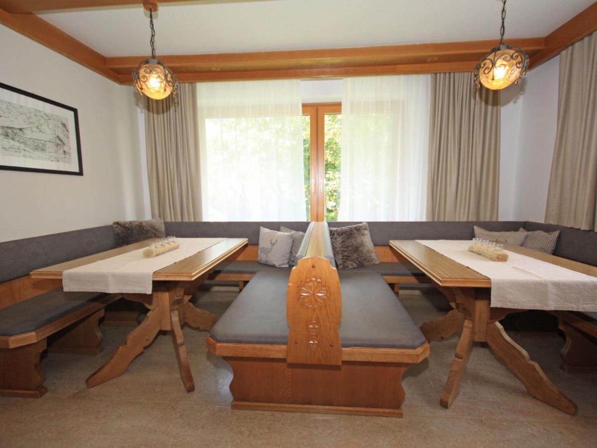 Holiday Home Chalet Alpin By Interhome Капрун Екстер'єр фото